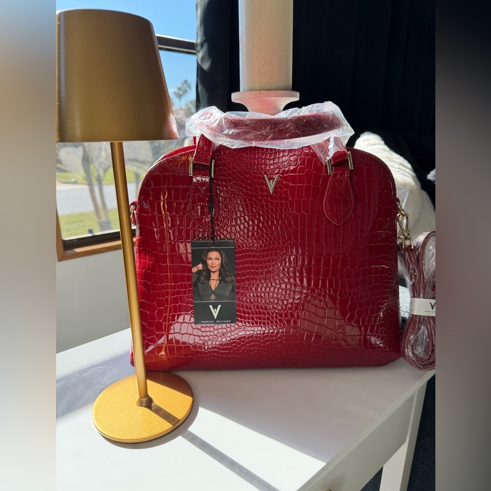 VANESSA WILLIAMS Lush Round Red Crocodile Satchel - Picture 15 of 16